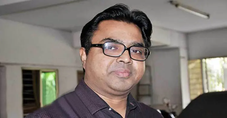 প্রচারে নেমে বাবার করব জিয়ারত করলেন সাঈদ খোকন
