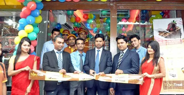 সবুজবাগে টেস্টি ট্রিটের আউটলেট উদ্বোধন