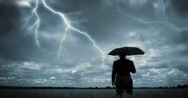 দেশব্যাপী বজ্রসহ বৃষ্টির শঙ্কা