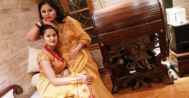 মায়ের জন্য ওমেন্স ওয়ার্ল্ডের উপহার