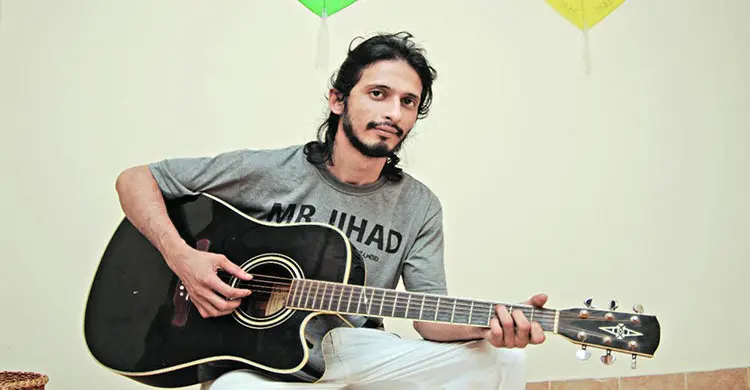 নিজের অ্যালবাম নিজেই বিক্রি করবেন অর্ণব!
