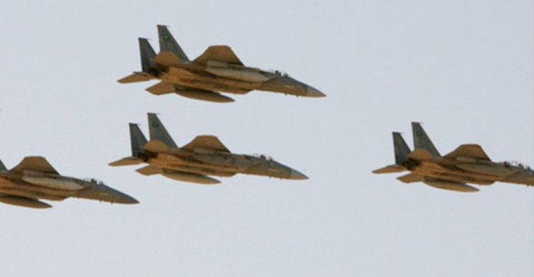 গাজায় ইসরাইলের বিমান হামলা