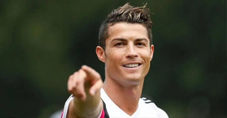 রোনাল্ডোকে নিয়ে তথ্যচিত্র