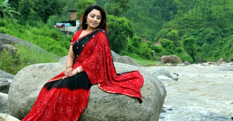 ঈদে আসছেন ইভা রহমান