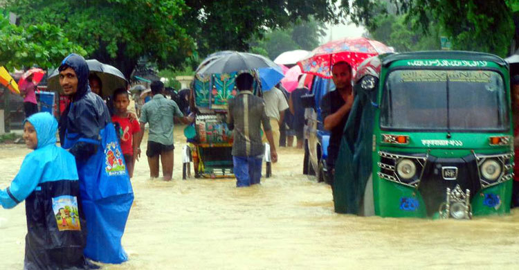 বন্যা পরিস্থিতি অপরিবর্তিত : নিখোঁজ ৫ মরদেহ উদ্ধার