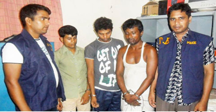 গোপালগঞ্জে ৩ মাদক ব্যবসায়ী আটক