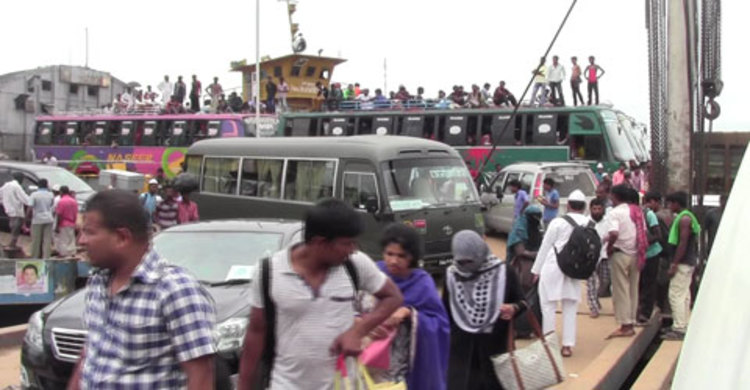 শিমুলিয়া-কাওড়াকান্দি ঘাটে অতিরিক্ত ভাড়া আদায়ের অভিযোগ