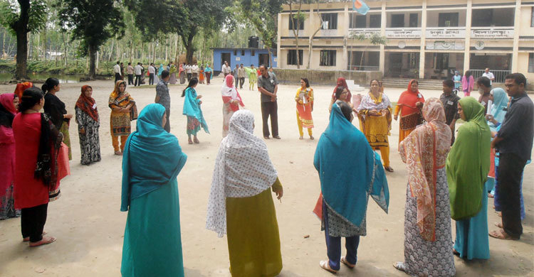 কুড়িগ্রামে সহকারী শিক্ষকদের কর্মবিরতি