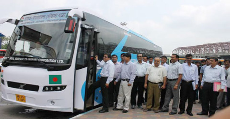আখাউড়া হয়ে আগরতলা গেল কলকাতা-ঢাকা-আগরতলা বাস সার্ভিস