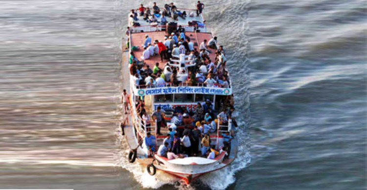 বিশেষ লঞ্চ সার্ভিস : বেড়েছে যাত্রীদের ভোগান্তি