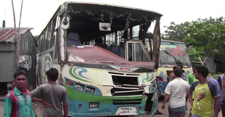 মাদারীপুরে বাসচাপায় পথচারী নিহত