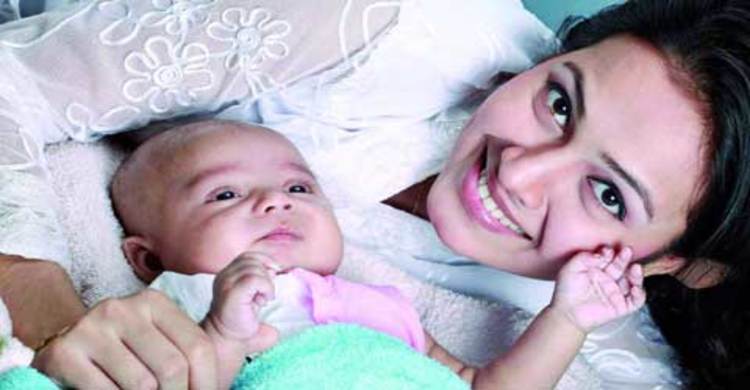 মাতৃদুগ্ধ পানের হার বাড়ানোর পথে বাধা শিশুখাদ্য কোম্পানি