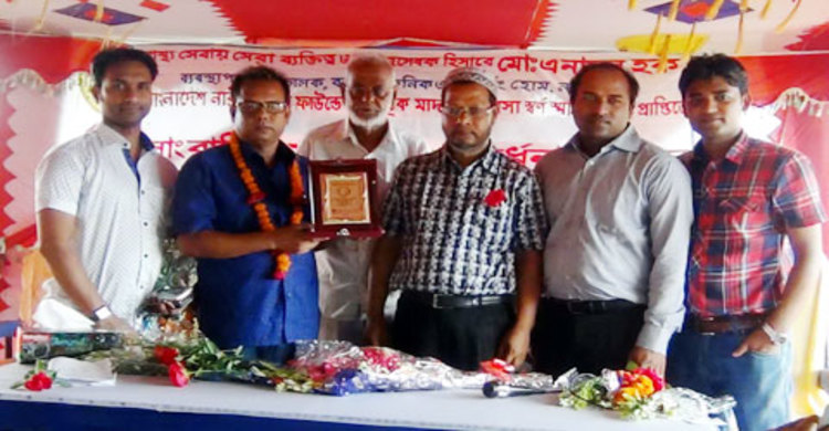 নওগাঁয় এনামুল হককে সংবর্ধনা