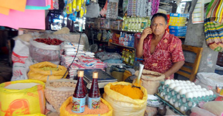ভোগ্যপণ্য সেবা থেকে বঞ্চিত নড়াইলের নিম্ন আয়ের মানুষ