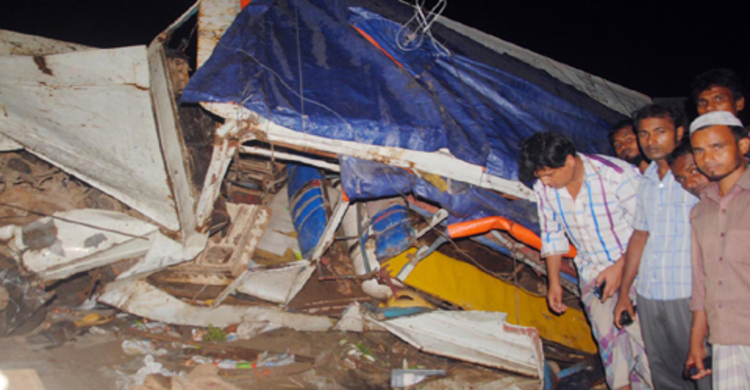 ফতুল্লায় ট্রেন-লেগুনা সংঘর্ষের ঘটনায় তদন্ত কমিটি