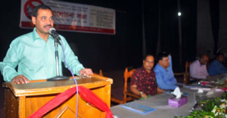 অনেক সাংবাদিক মাদকসেবী : আ জ ম নাছির