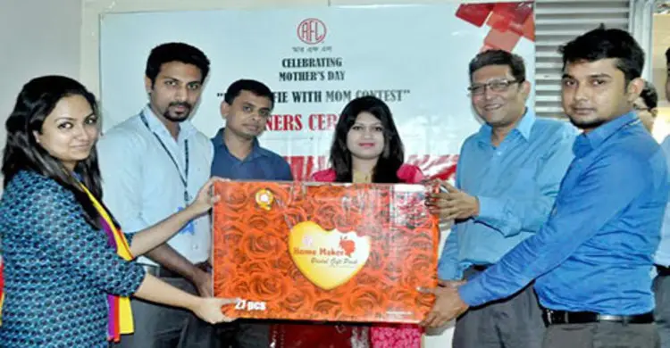 আরএফএল প্লাস্টিকস পুরস্কার পেলেন নাজনিন-জিনিয়া