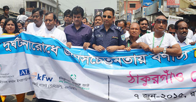 গাড়ি চালকদের প্রশিক্ষণ দিলেন ইলিয়াস কাঞ্চন