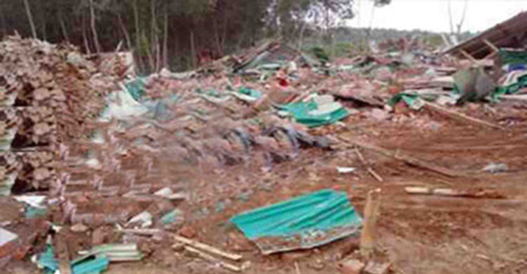 উখিয়ার পাহাড়ে গড়া রহস্য স্থাপনা অবশেষে উচ্ছেদ