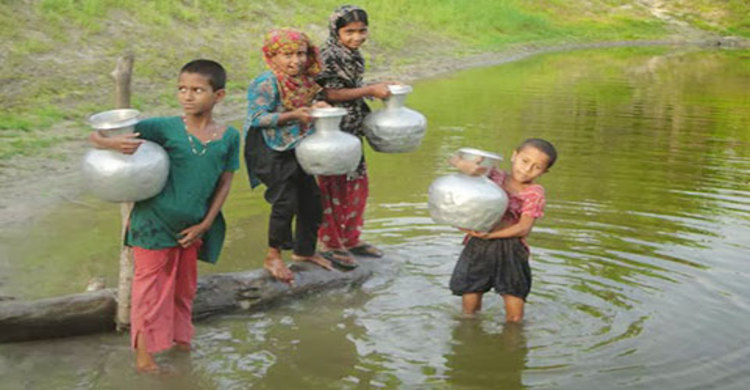 তৃষ্ণায় বুক ফাটছে ওদের