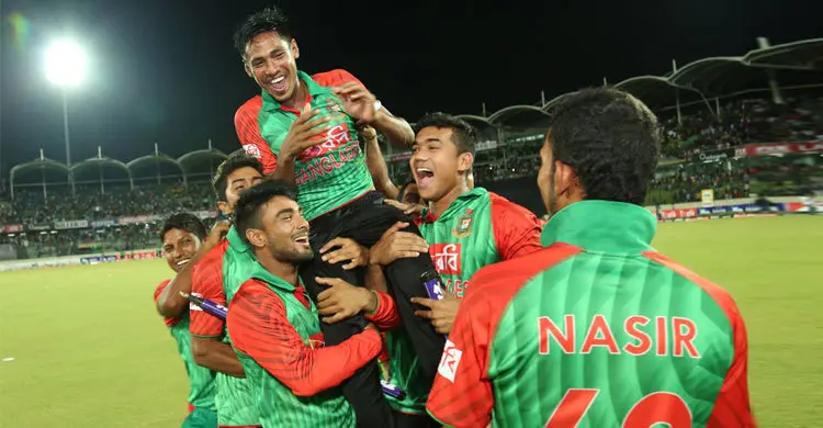 ষড়যন্ত্র এড়াতে চাই একটি জয়