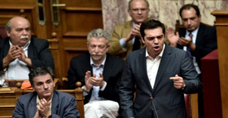 গ্রিকে অর্থনীতি পুনরুদ্ধার প্রস্তাব পাস : প্রতিবাদে বিক্ষোভ