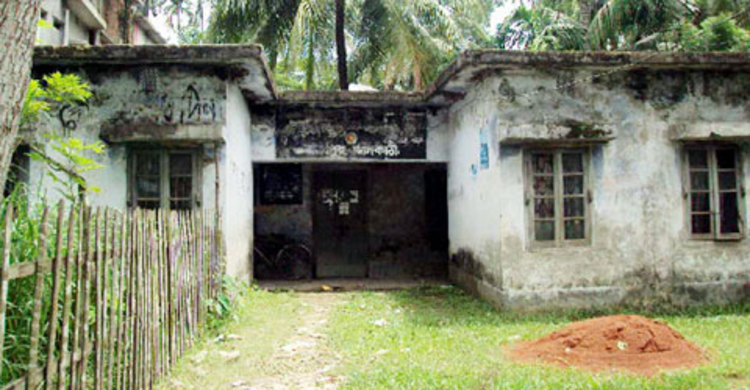 ভাড়া করা পশু হাসপাতাল ভবনেরও ভাড়া বাকি!