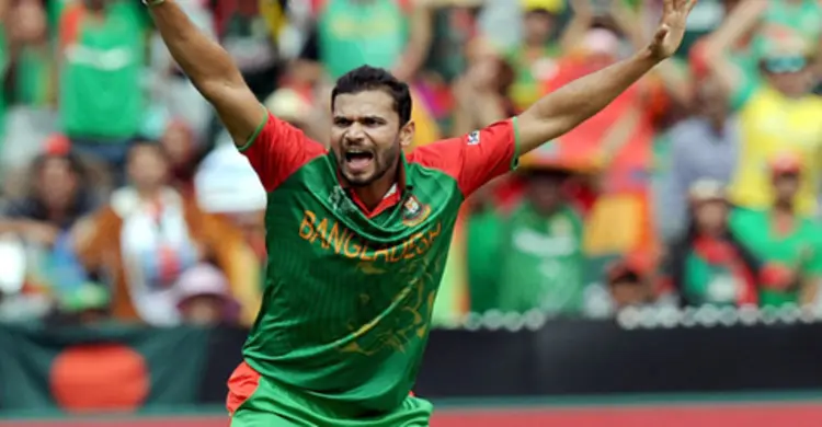 ইনজুরি নিয়েই মাঠে নামবেন মাশরাফি