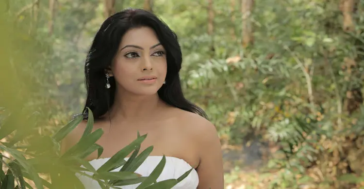 প্রাণ আপ গল্প স্বল্প গানের অতিথি নিপুন 