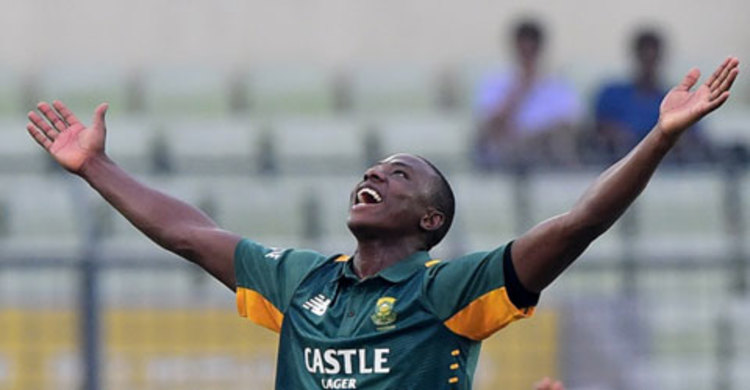 শুরুতেই তামিমের বিদায়