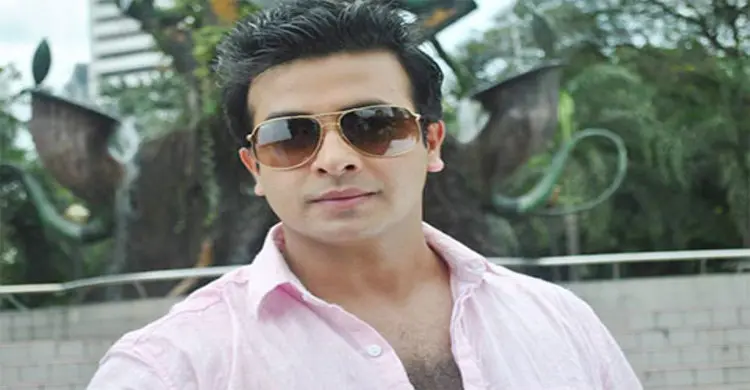 লিভারের চিকিৎসা করাতে সিঙ্গাপুরে শাকিব