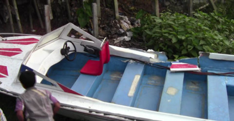 কাওড়াকান্দি রুটে দুটি স্পিডবোটের মুখোমুখি সংঘর্ষ : নিখোঁজ ২