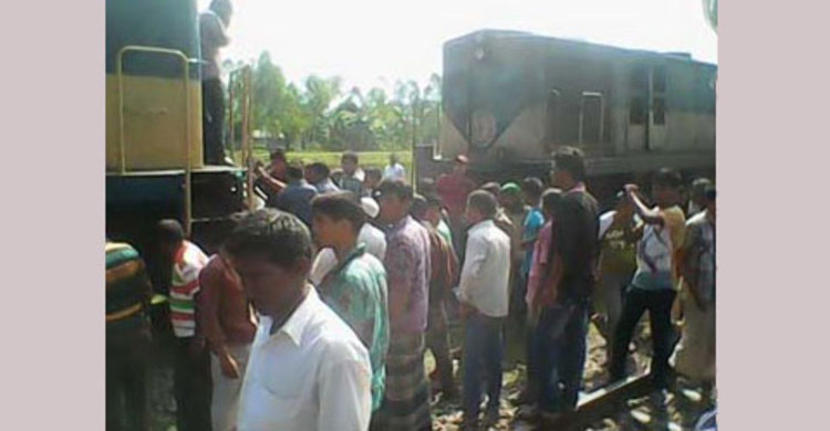 লালমনিরহাটে ২ ট্রেনের মুখোমুখি সংঘর্ষ: শতাধিক যাত্রী আহত