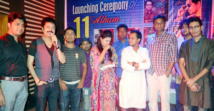 বাজারে এসেছে সিডি চয়েজের ১১ অ্যালবাম