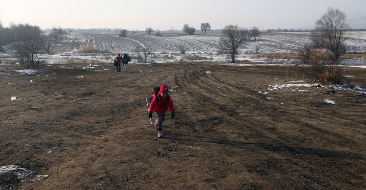 10000 refugee children missing: Europol