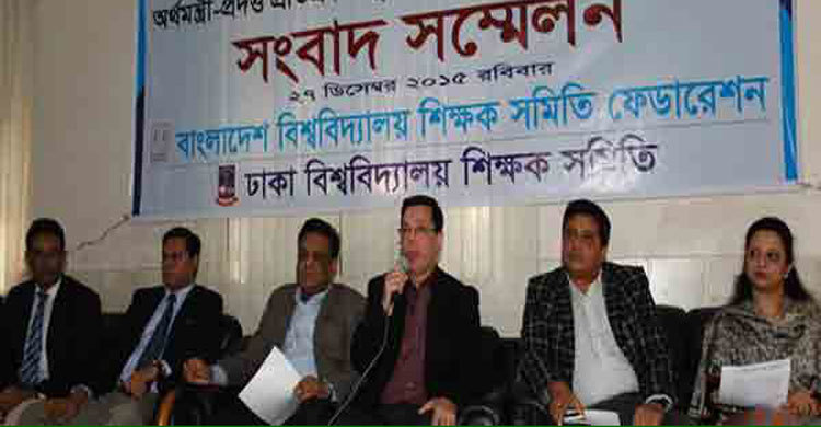 Agitated teachers sit today to came back in class