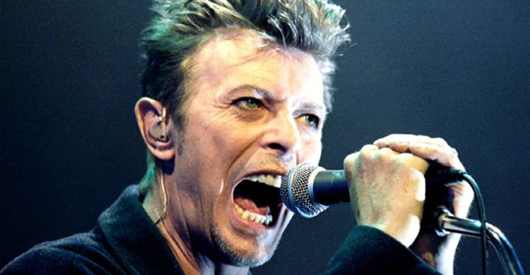 Music legend David Bowie dies