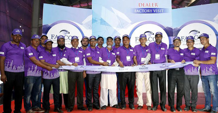 Falcon dealers visit pipe manufacturing plant