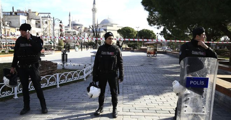 Several dead in Istanbul explosion