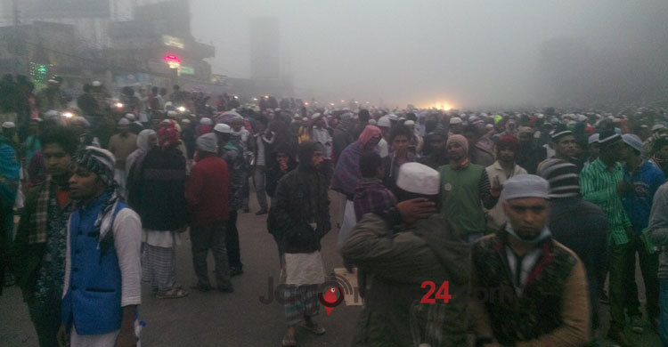 Akheri Munajat ends seeking peace