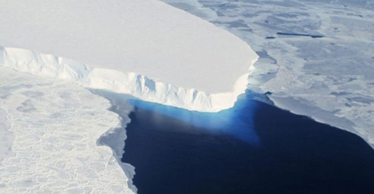 Climate deal draft `agreed` in Paris