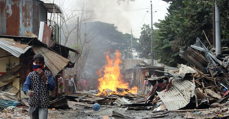 Fire at Kalyanpur slum