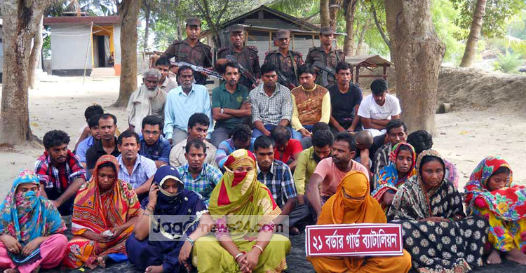 ভারত থেকে ফেরার পথে বেনাপোলে আটক ৪১