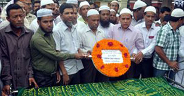 বরিশালে ডা. মোখলেসুর রহমানের দাফন সম্পন্ন