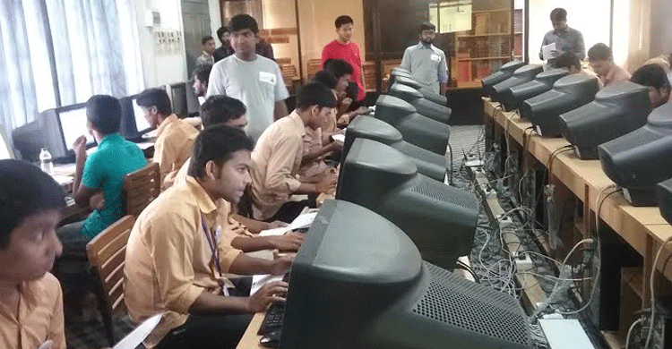 পটুয়াখালীতে প্রোগ্রামিং প্রতিযোগিতার আঞ্চলিক পর্ব অনুষ্ঠিত