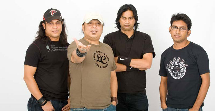 জন্মদিনে মিউজিক ক্লাবে এলআরবি