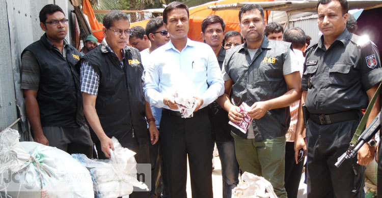 শিবচরে ২ কোটি টাকার পলিথিন জব্দ