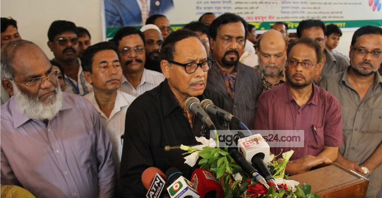 আমার ভোট আমি দেবো, তোমার ভোটও আমি দেবো 