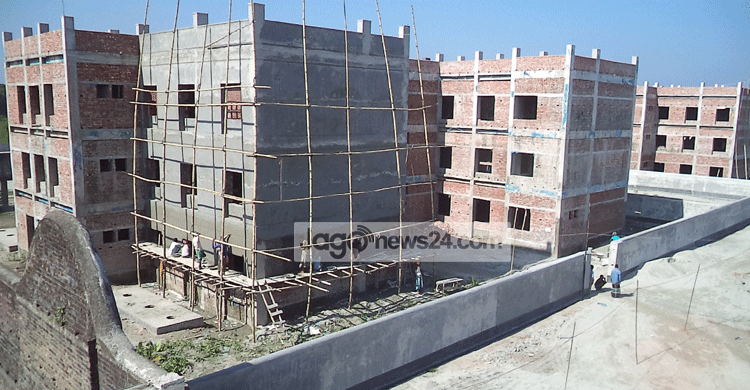 পিরোজপুরে ১৬ বছর ধরে চলছে কারাগার নির্মাণ