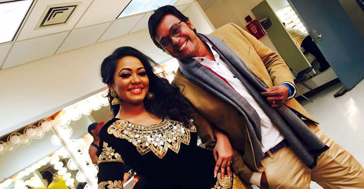 ঢালিউড অ্যাওয়ার্ড মাতালেন আর্শিনা প্রিয়া